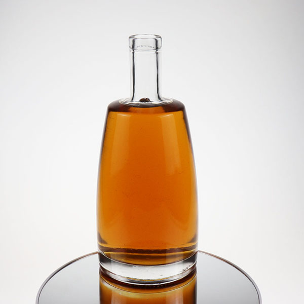 700ml  Inverted Triangle Shape  Wine Spirit Liquor Glass Bottle  750g