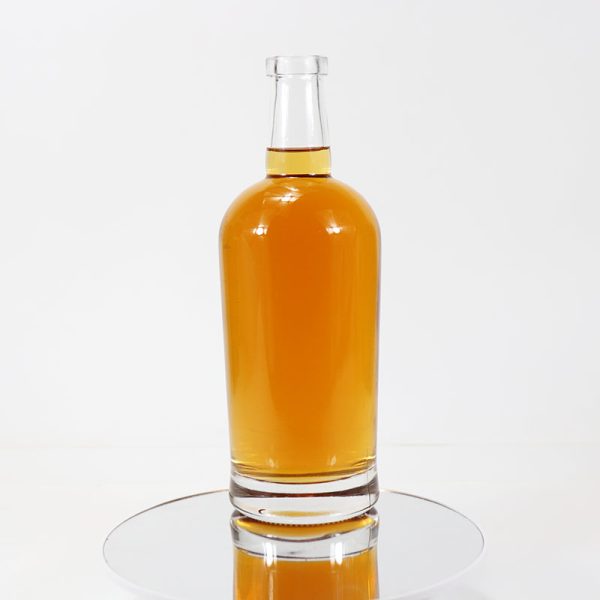 700ml Round Glass Whiskey Bottles 750g