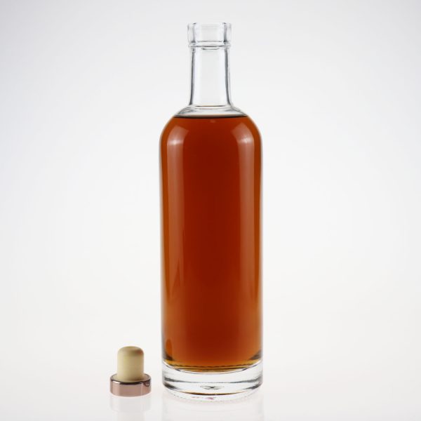 500ml Clear White Glass Bottle Whiskey Vodka Spirit Glass Bottle for Liquor with Cork 580g