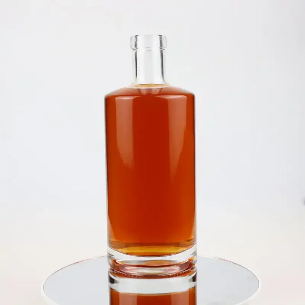 Wholesale Round Glass Liquor Bottle Wholesale With Cork Rum Bottle 750ml 720g