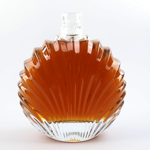 700ml 1180g scallop shape brandy glass bottle