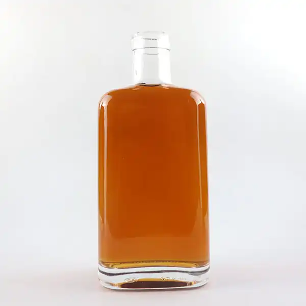 Wholesale Round 700ml 750g Glass Rum Bottle With Cork
