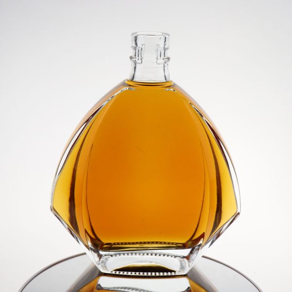 700ml glass bottle for brandy with customized design 900g