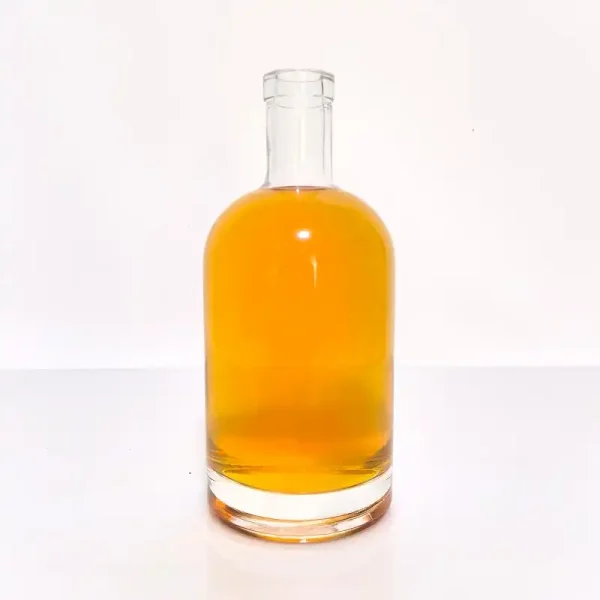 700ml 750g Vodka Bottle