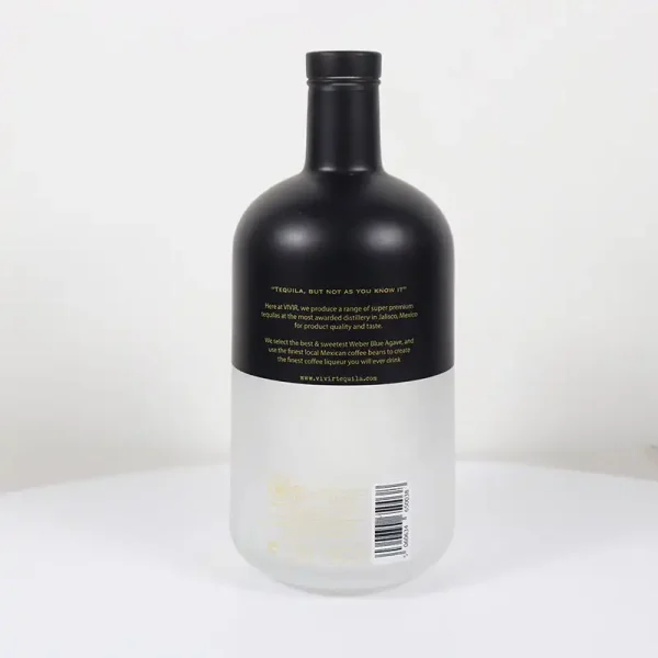 720ml tequila gin round glass bottle with matte decal 680g