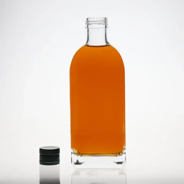 750ml 680g Wholesale Round Glass Liquor Bottle With Screw Cap