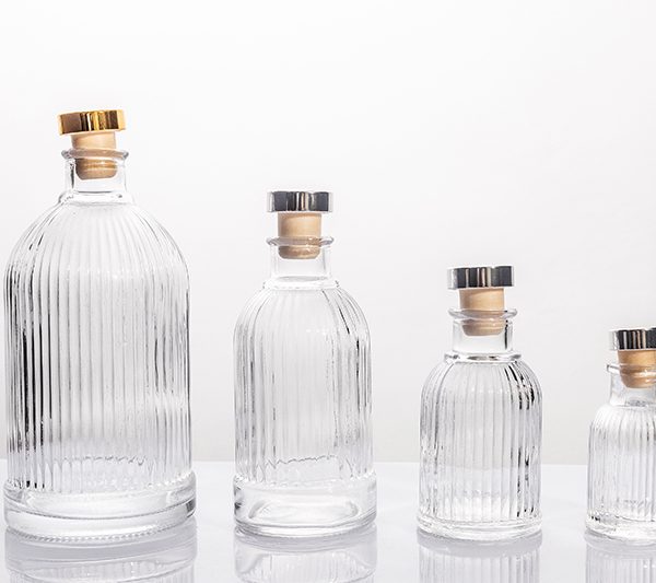30ml 100ml 200ml 500ml Vertical Striped Clear Glass Perfume & Diffuser Bottle