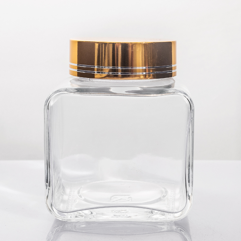 546ml Rounded‑square Glass Jar Paired with a Glossy Gold Metal Lid