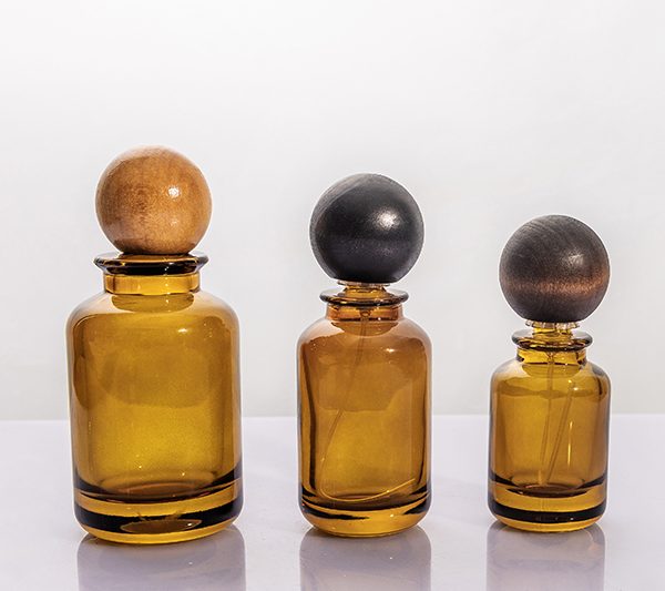 30ml 50ml 100ml Amber Glass Perfume Bottle with Wooden Ball Cap Series